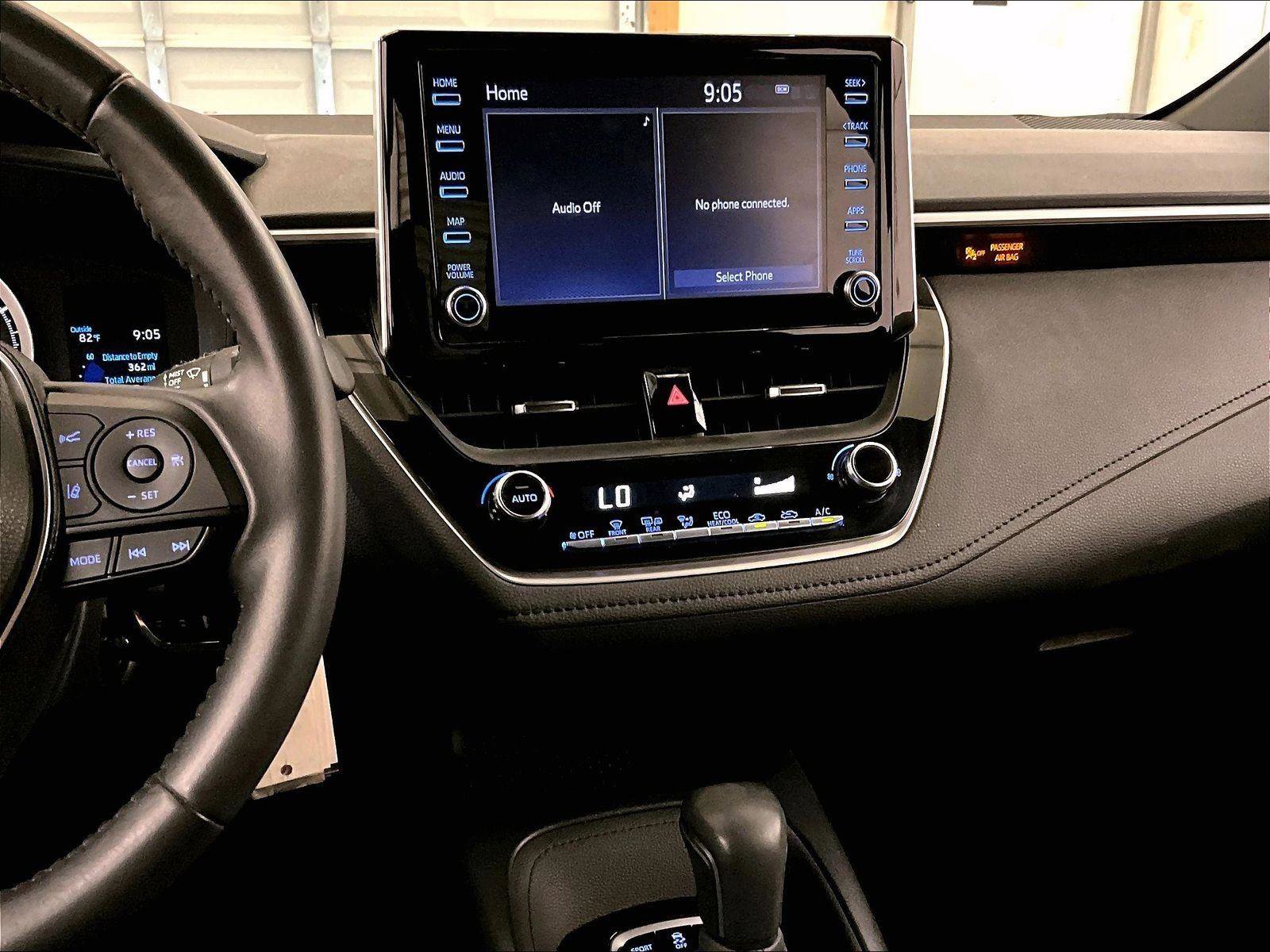 Used 2020 Toyota Corolla SE FWD image 6