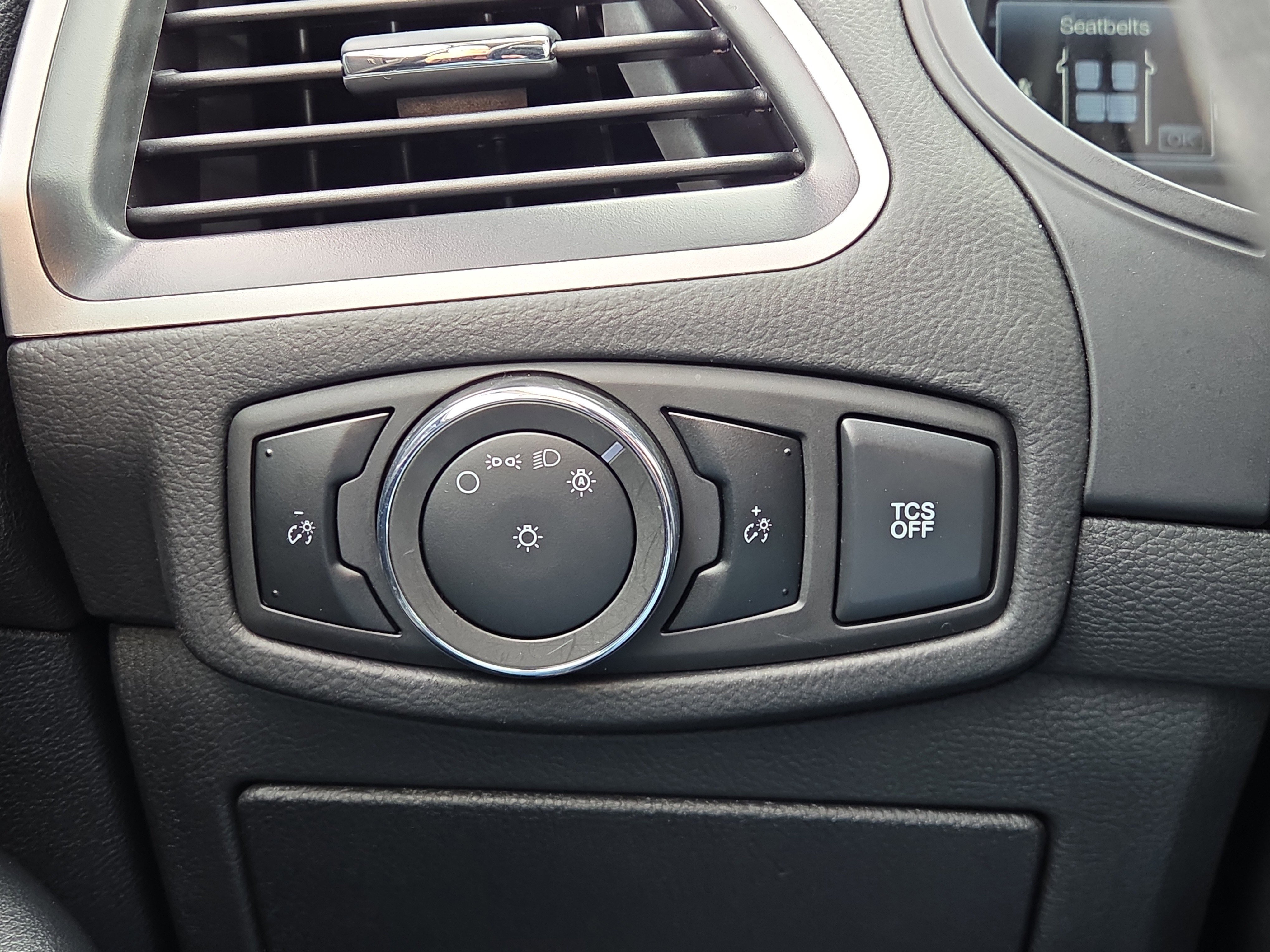 Certified 2024 Ford Edge SEL image 26