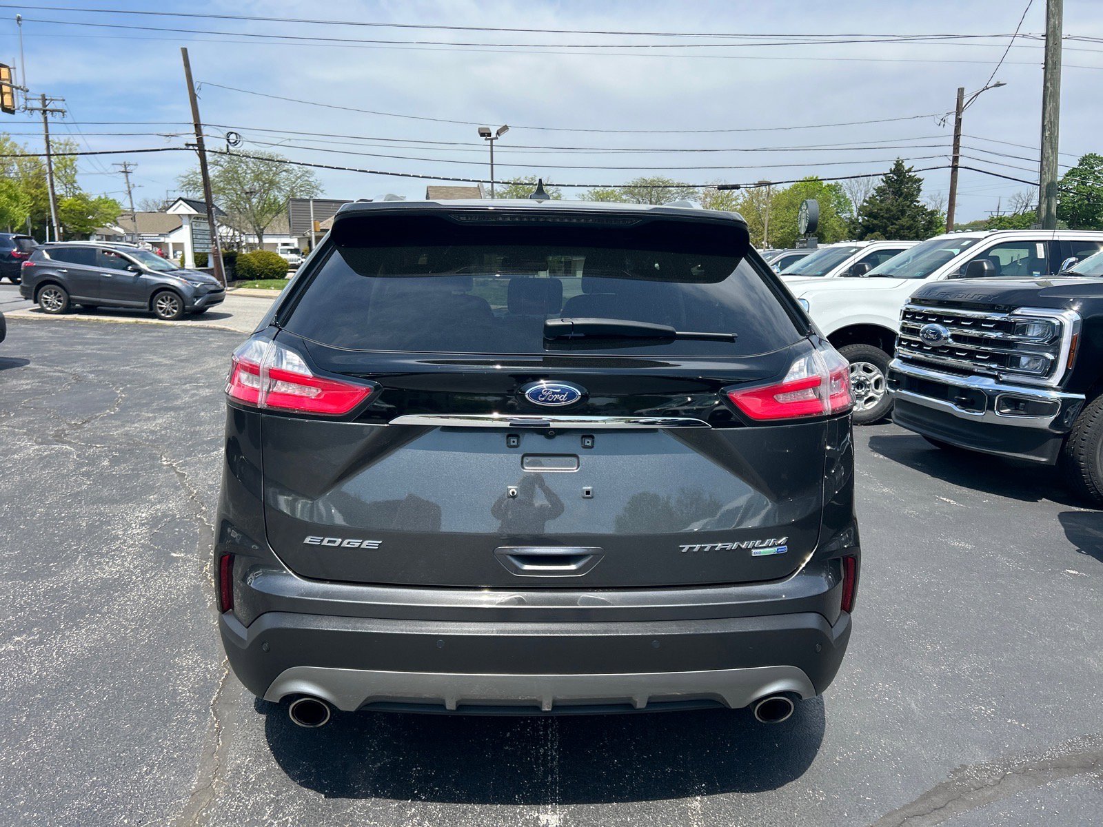 Certified 2020 Ford Edge Titanium AWD/4WD image 13