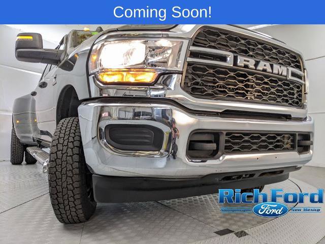 Used 2024 RAM 3500 Tradesman w/ Chrome Appearance Group AWD/4WD image 21
