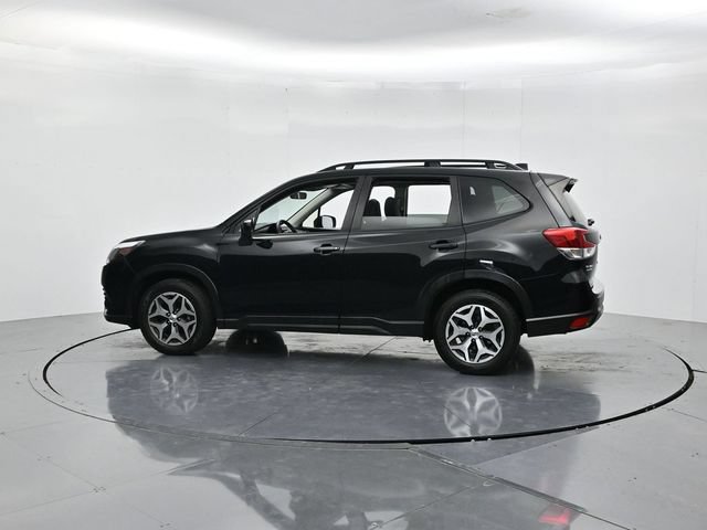 Used 2024 Subaru Forester Premium AWD/4WD image 7