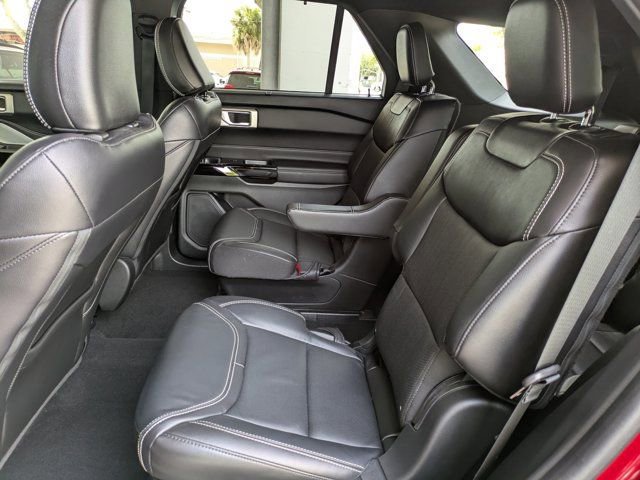 Certified 2024 Ford Explorer ST w/ Equipment Group 401A image 19