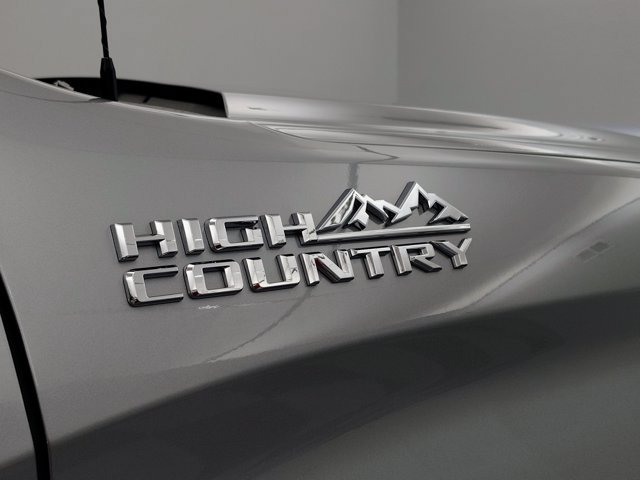 Used 2026 Chevrolet Silverado 1500 High Country AWD/4WD image 13