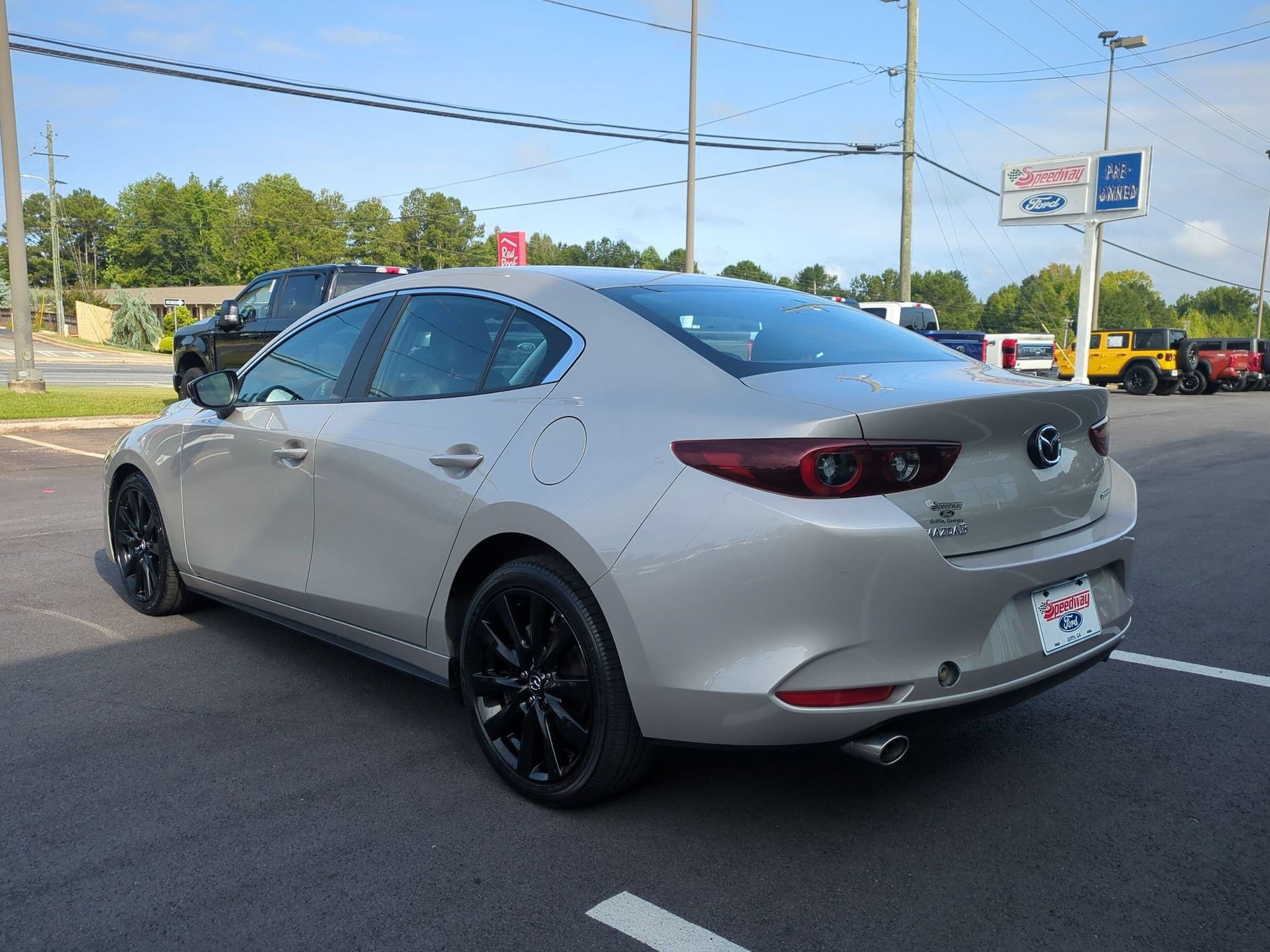 Used 2025 MAZDA MAZDA3 s FWD image 9