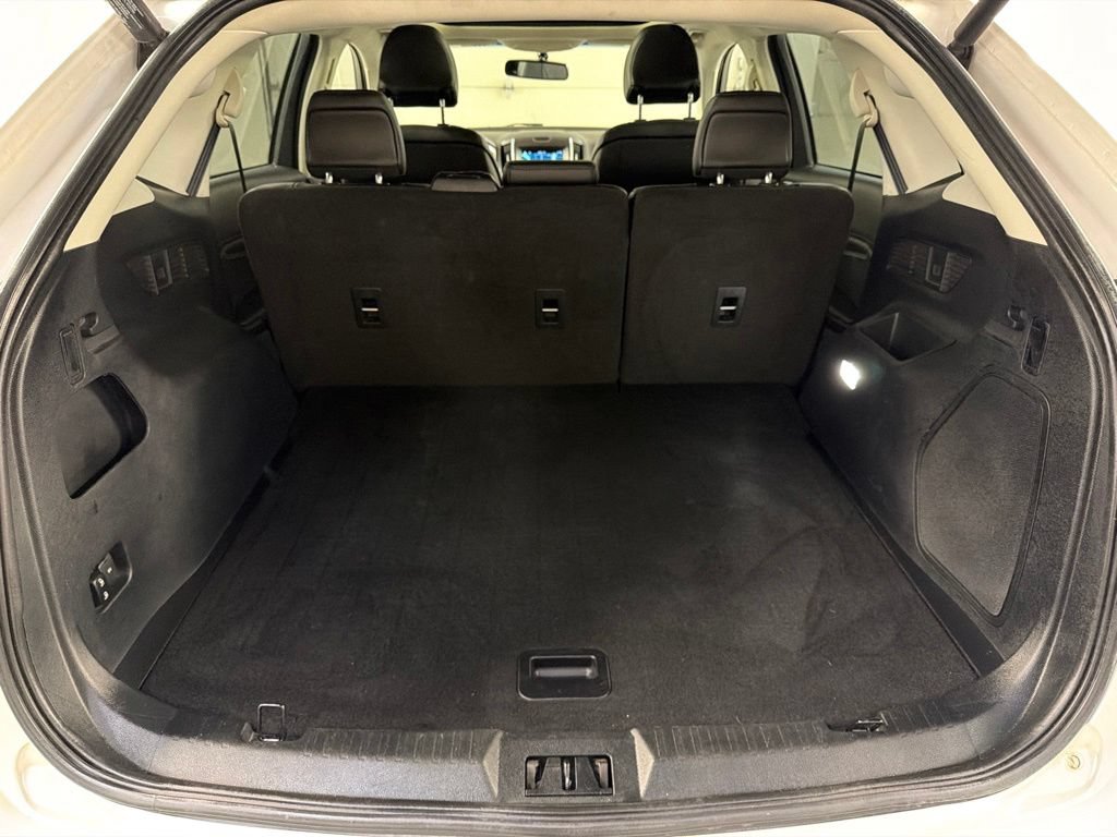 Certified 2018 Ford Edge Titanium w/ Equipment Group 301A AWD/4WD image 35