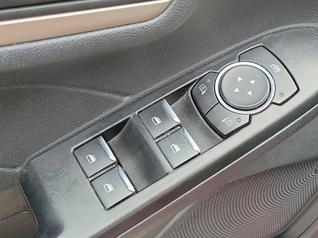 Certified 2022 Ford Escape SE w/ Cold Weather Package AWD/4WD image 19