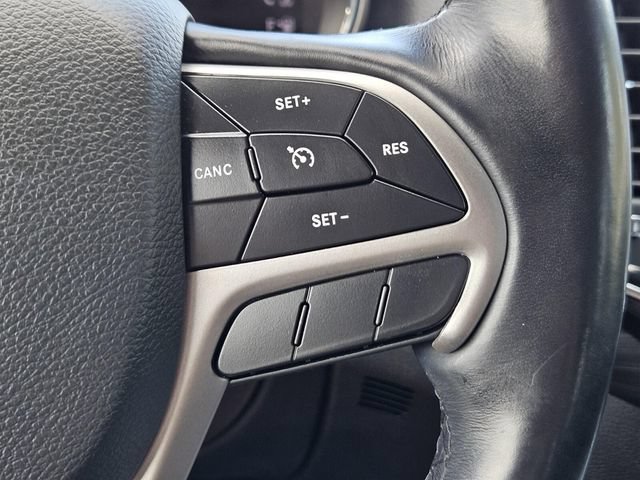 Used 2022 Jeep Grand Cherokee Laredo X RWD image 37