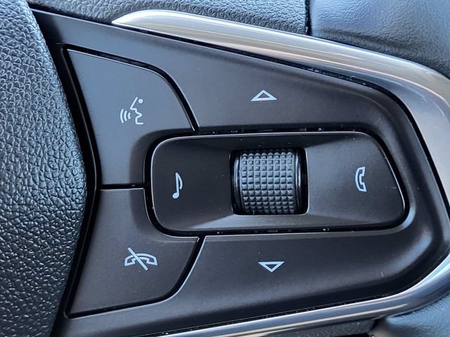 Used 2025 Chevrolet Trax ACTIV FWD image 19