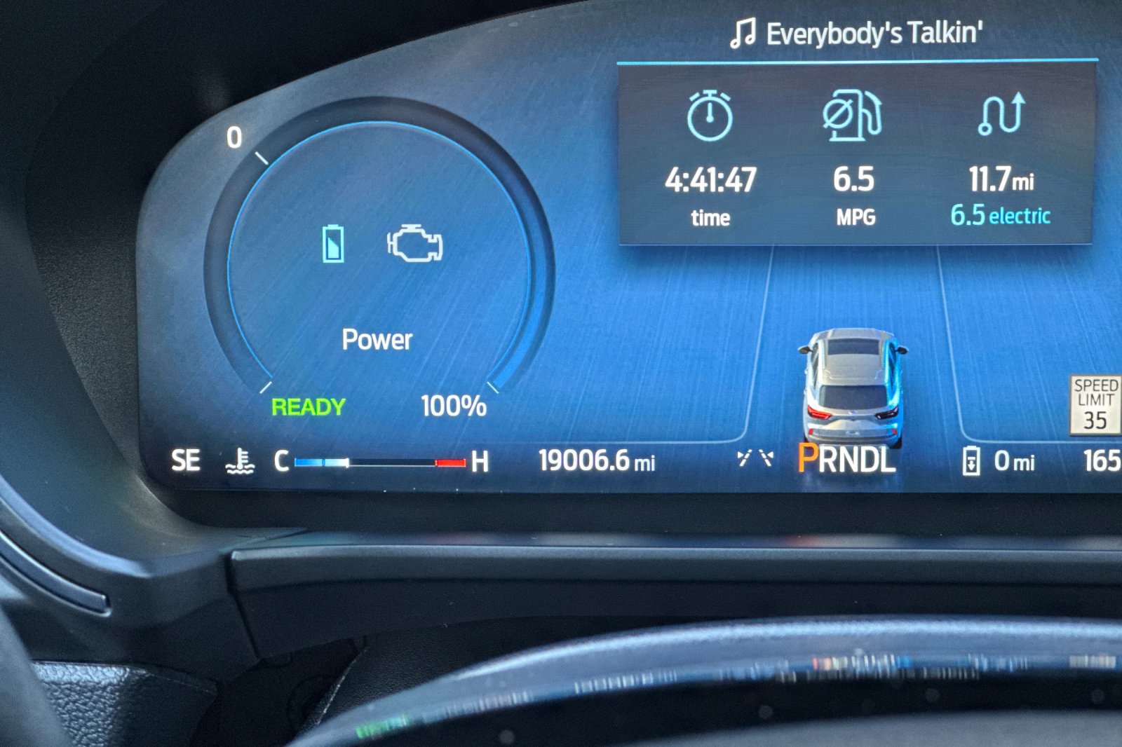 Certified 2025 Ford Escape SE w/ PHEV Premium Package FWD image 27