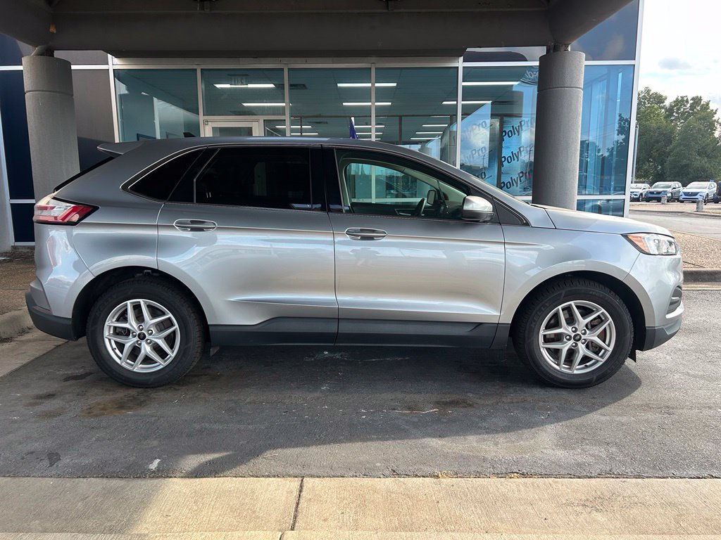 Certified 2024 Ford Edge SEL AWD/4WD image 8