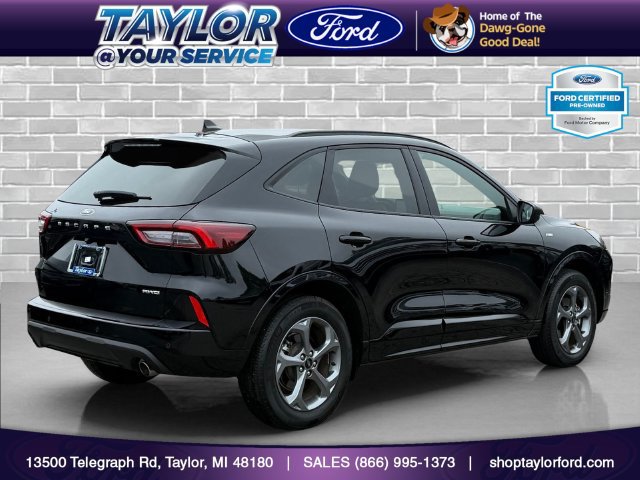 Certified 2024 Ford Escape ST-Line w/ Tech Pack #1 AWD/4WD image 3