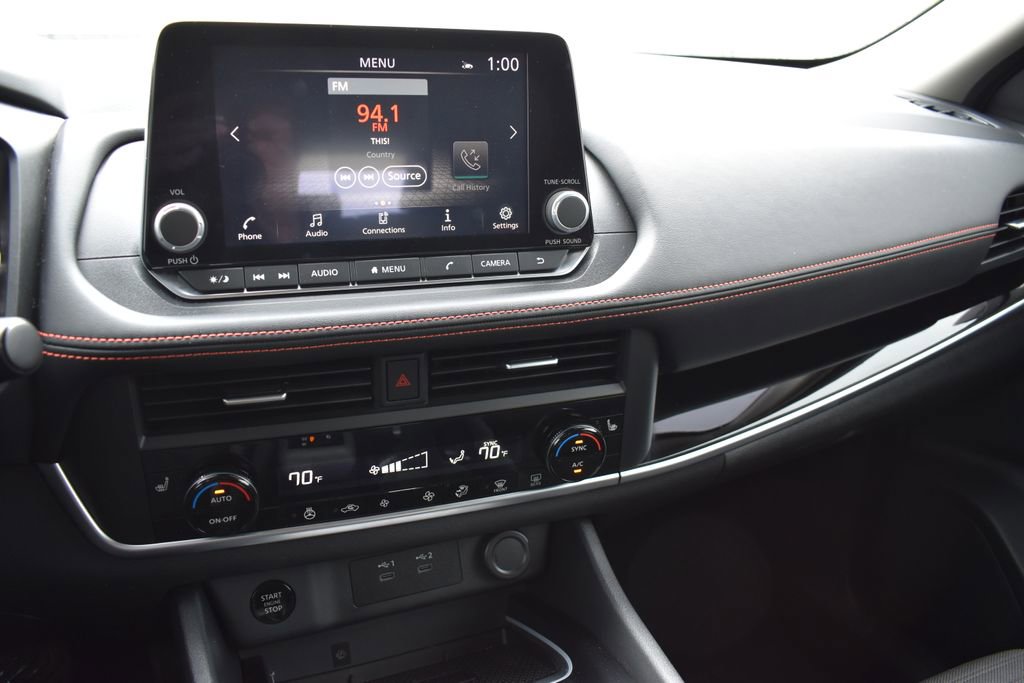 Used 2025 Nissan Rogue SV w/ Rock Creek Premium Package image 14