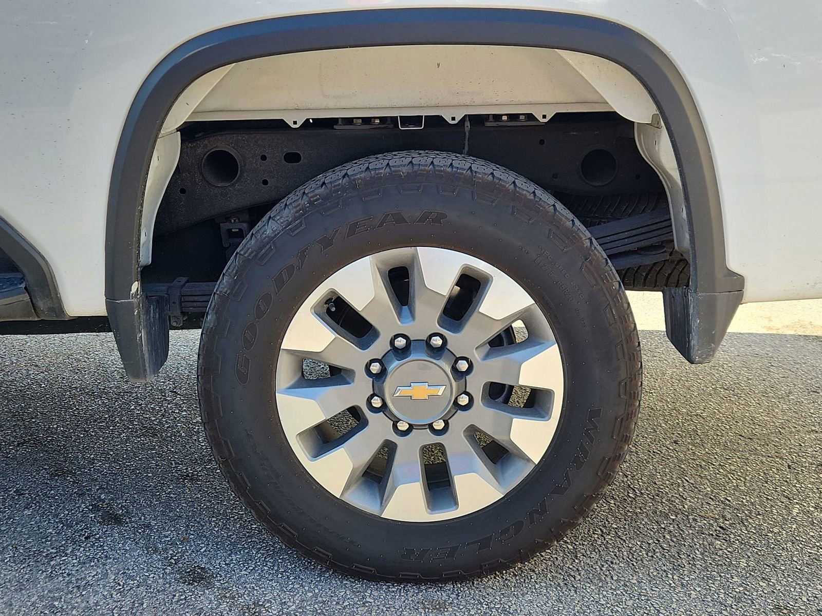 Used 2025 Chevrolet Silverado 2500 Custom w/ Custom Value Package image 30