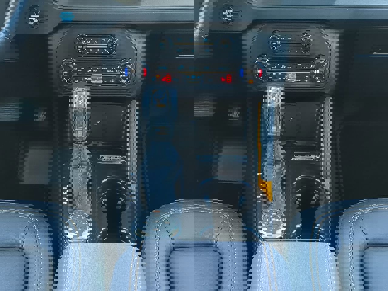 Certified 2024 Ford Bronco Badlands image 17