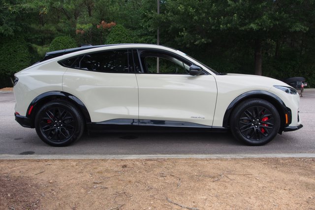 Certified 2025 Ford Mustang Mach-E Premium w/ Sport Appearance Package AWD/4WD image 8