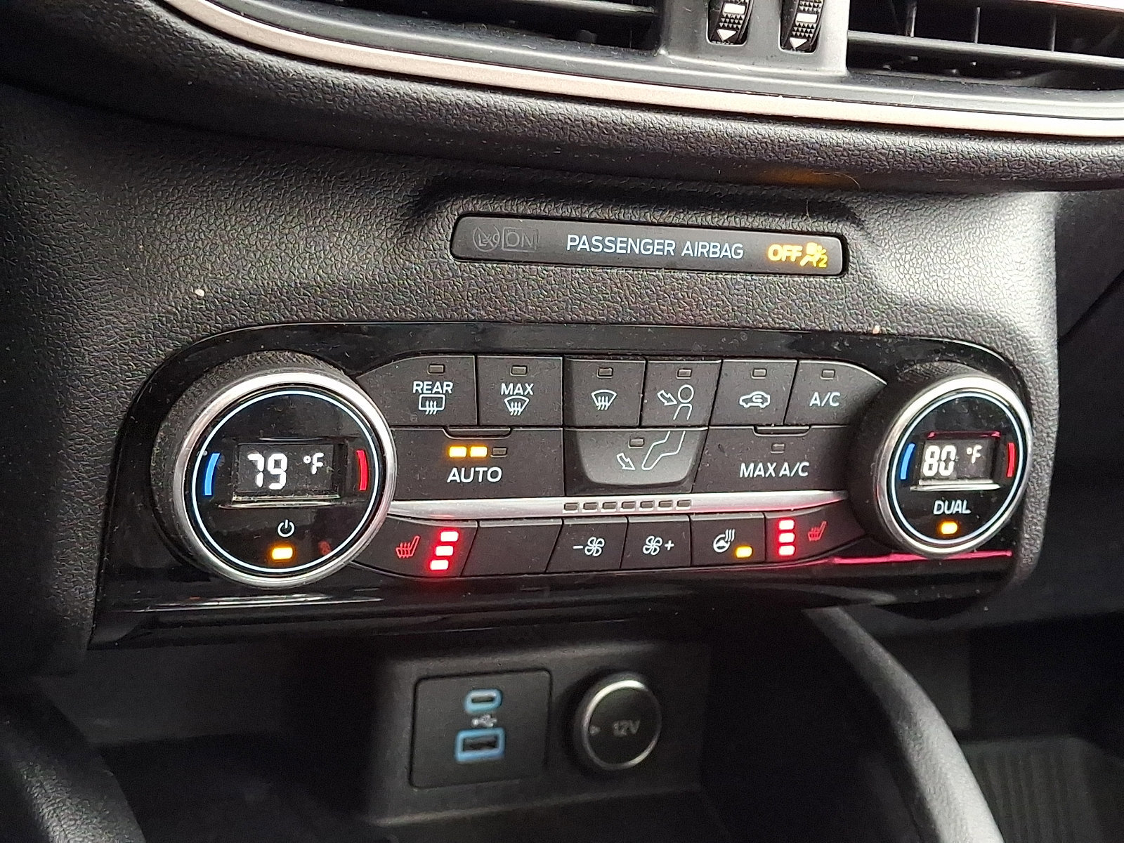 Certified 2021 Ford Escape SEL w/ Technology Package image 18