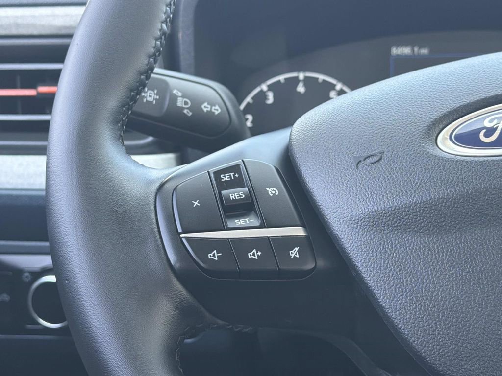 Certified 2024 Ford Maverick XLT w/ XLT Luxury Package FWD image 11