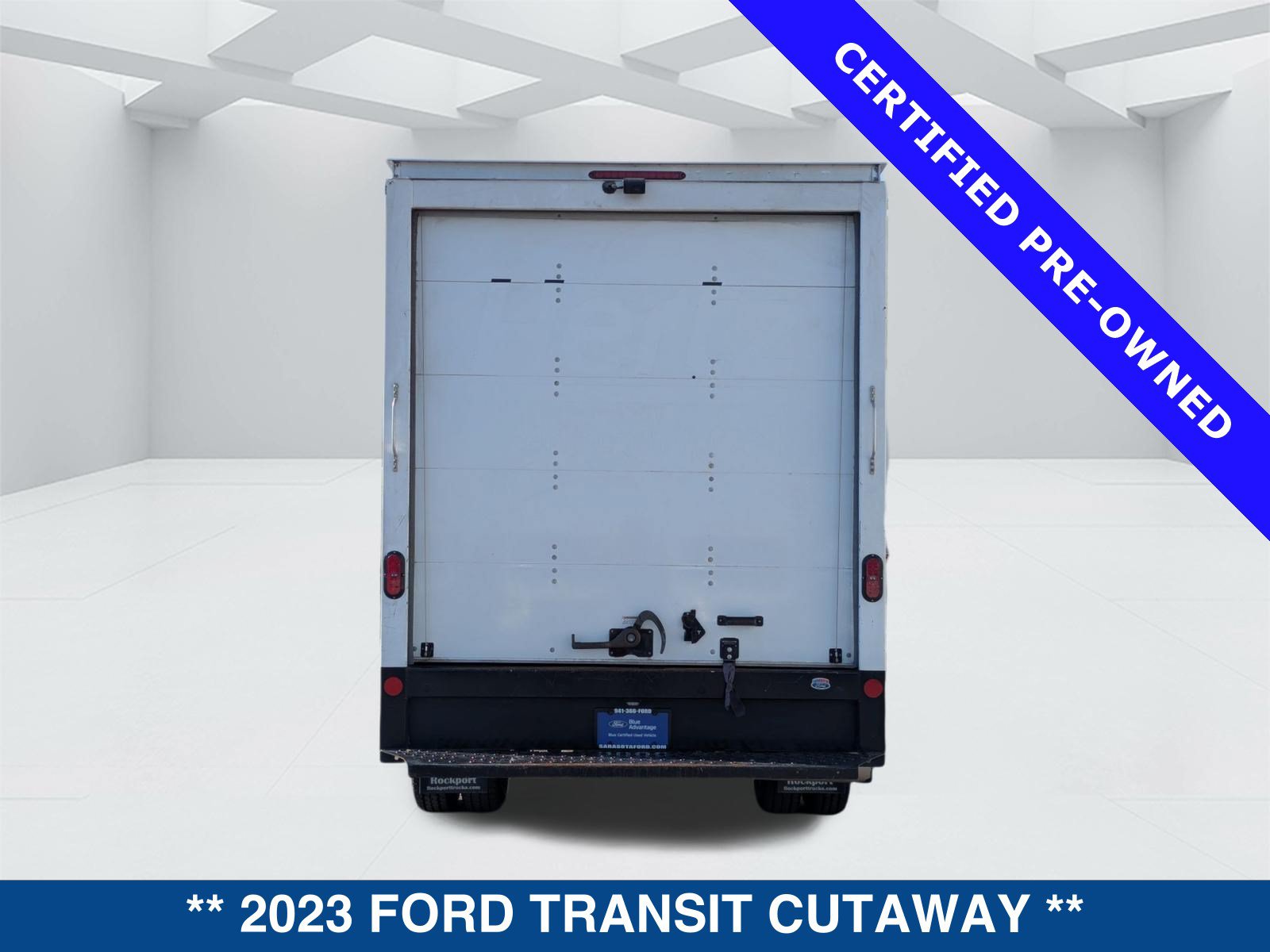 Certified 2023 Ford Transit 350 DRW RWD image 5