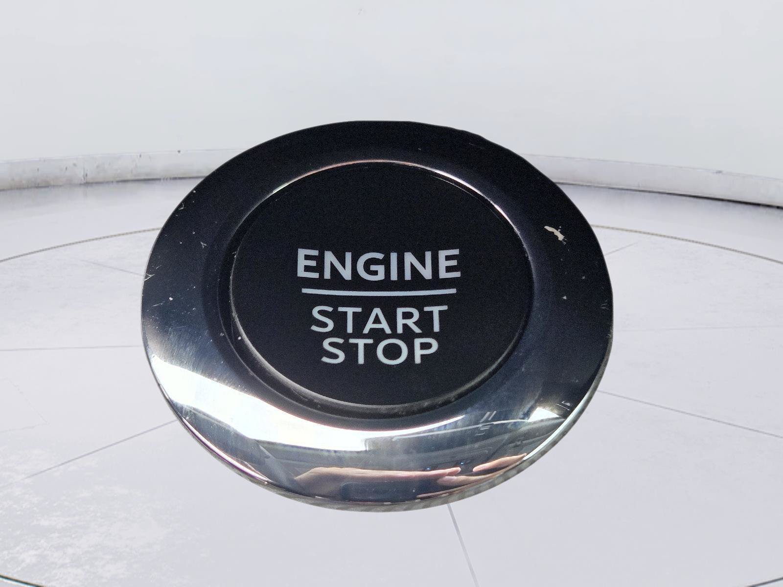Certified 2023 Ford Explorer XLT w/ Equipment Group 202A RWD image 17