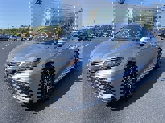 Used 2024 Toyota Camry SE