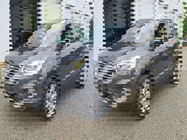 Certified 2019 Ford Escape Titanium image 9