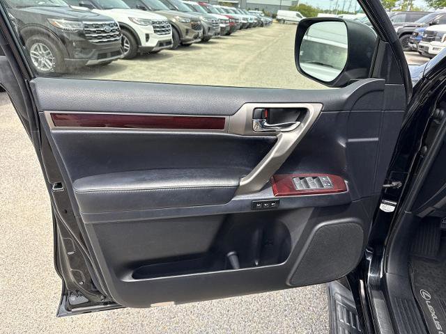 Used 2018 Lexus GX 460 Premium AWD/4WD image 25