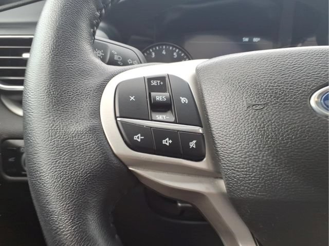 Certified 2023 Ford Explorer XLT w/ Equipment Group 202A AWD/4WD image 16
