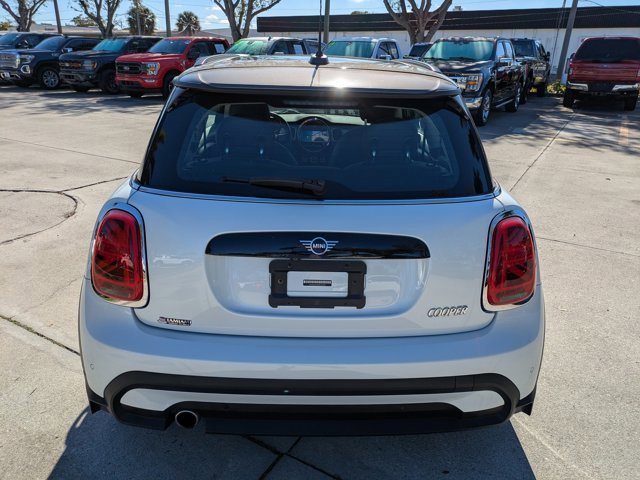 Used 2024 MINI Cooper 2-Door Hardtop image 3