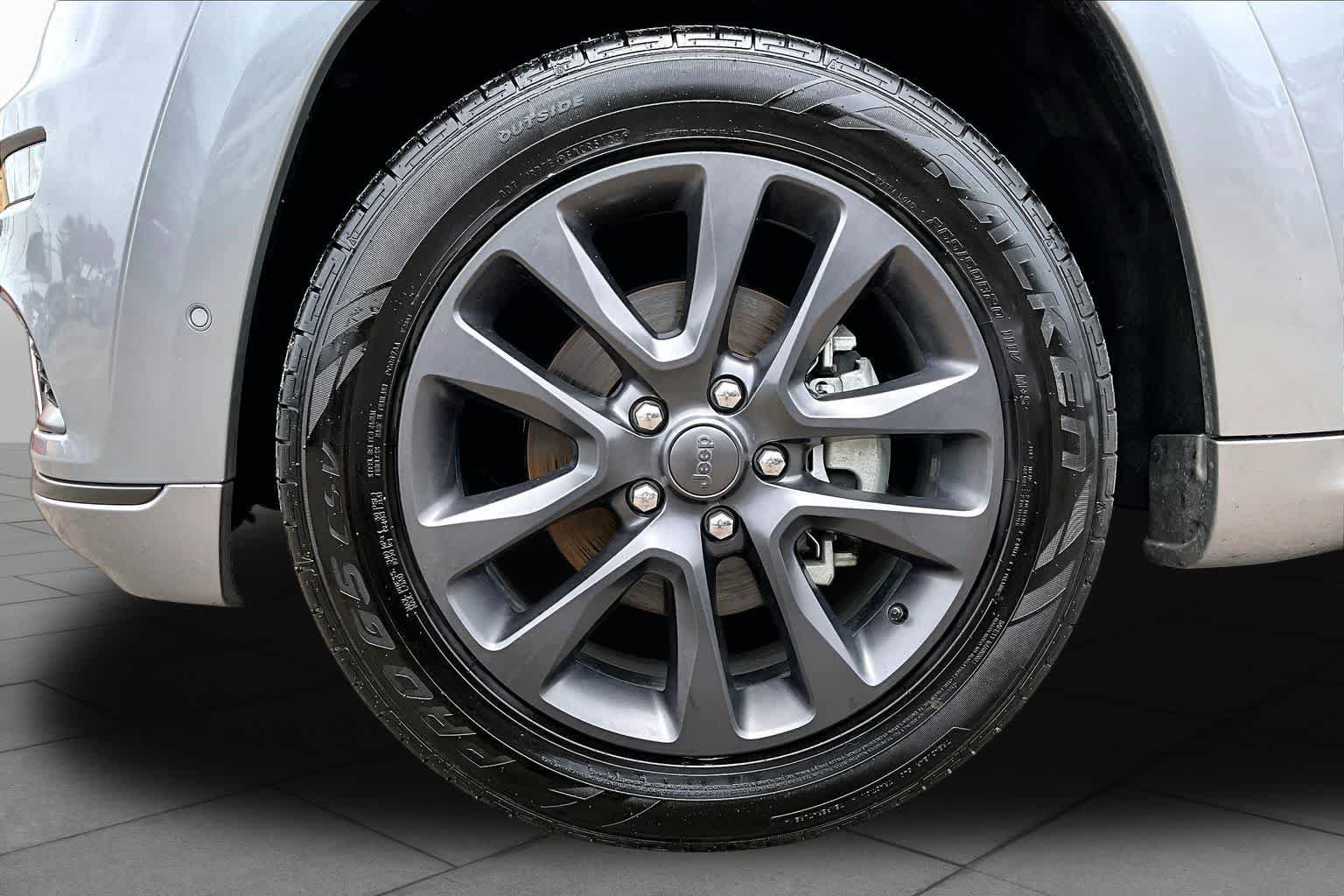 Used 2018 Jeep Grand Cherokee High Altitude RWD image 11
