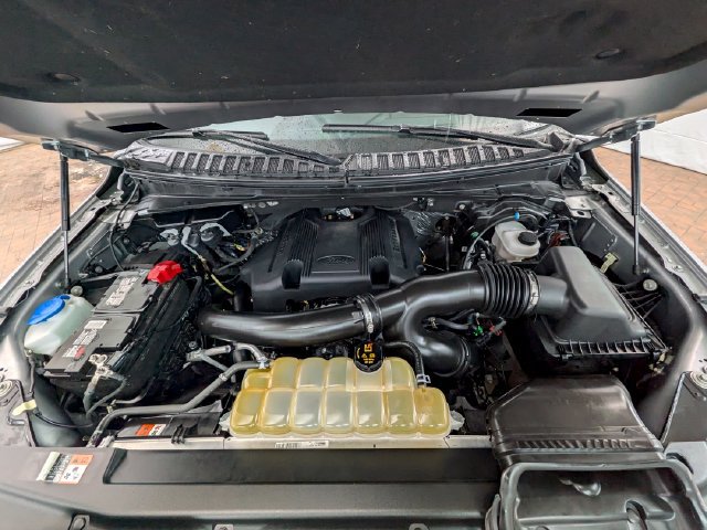 Certified 2020 Ford Expedition XLT w/ Equipment Group 202A AWD/4WD image 25