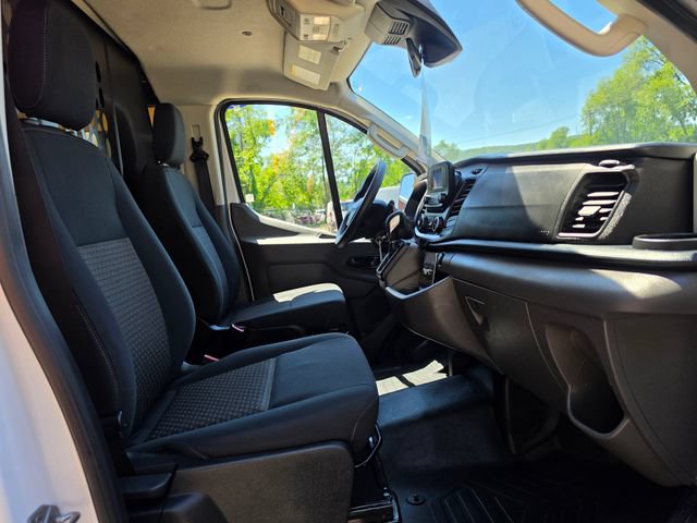 Certified 2025 Ford Transit 250 Low Roof w/ Exterior Upgrade Package RWD image 13