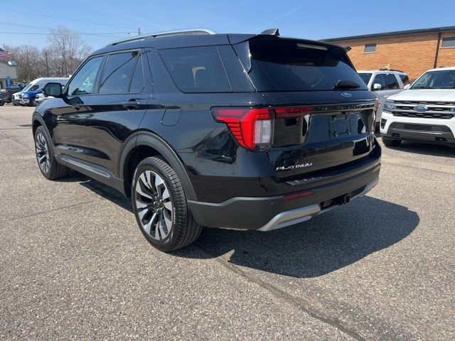 Certified 2025 Ford Explorer Platinum w/ LUX Leather Package AWD/4WD image 4