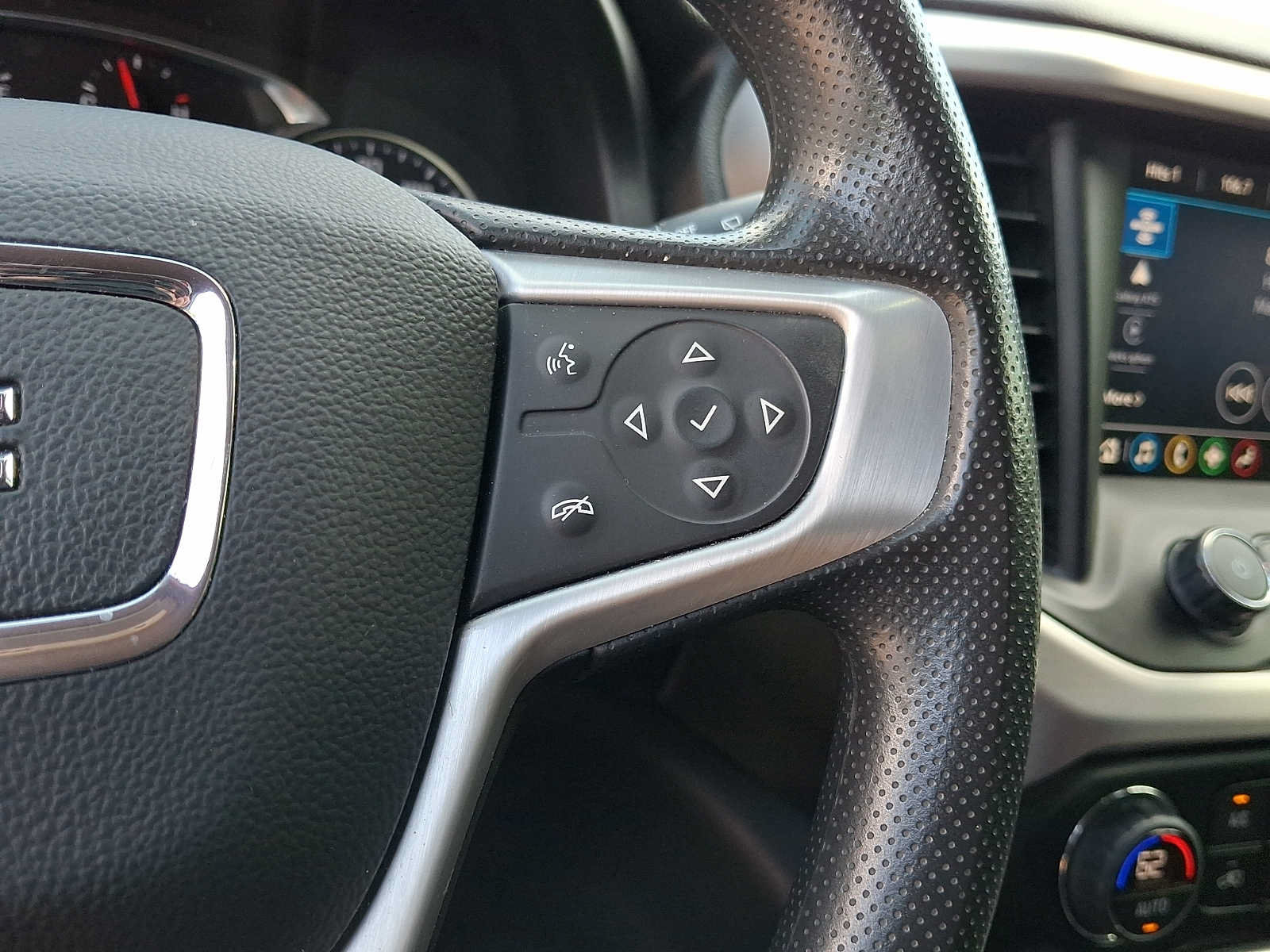 Used 2023 GMC Acadia SLE AWD/4WD image 22
