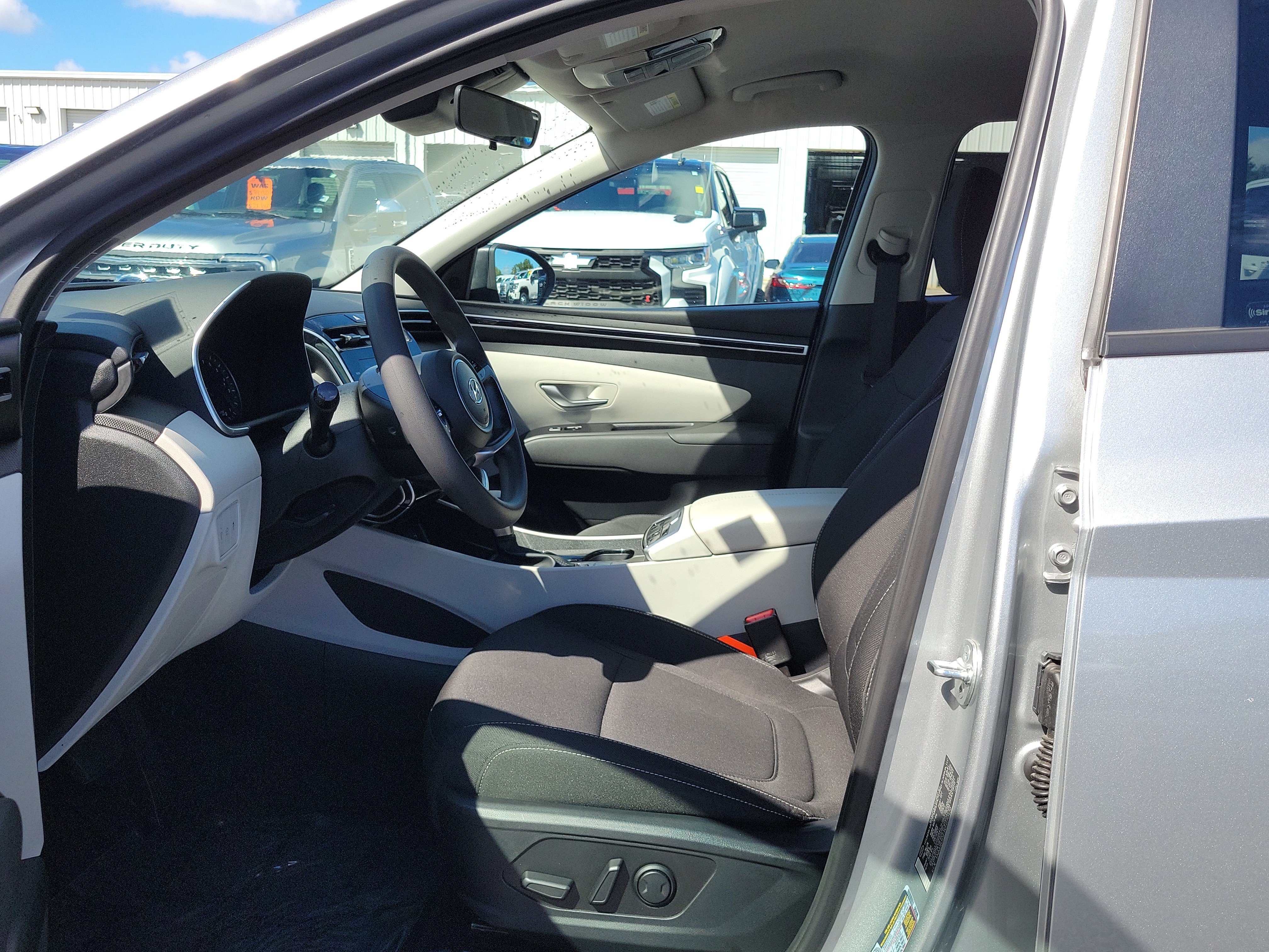 Used 2024 Hyundai Tucson SEL FWD image 20