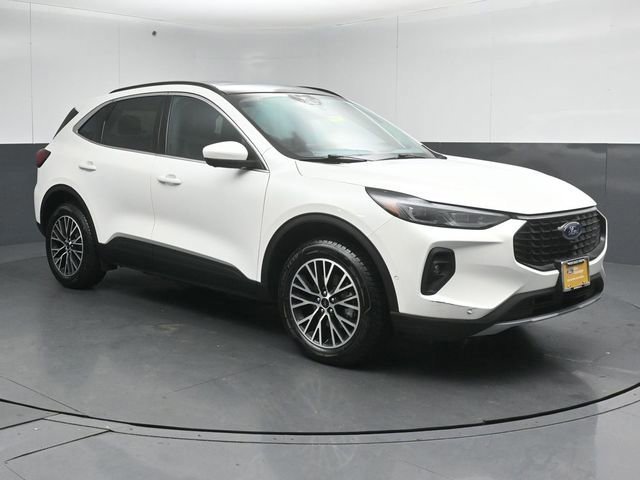 Certified 2024 Ford Escape SE w/ PHEV Premium Package image 19
