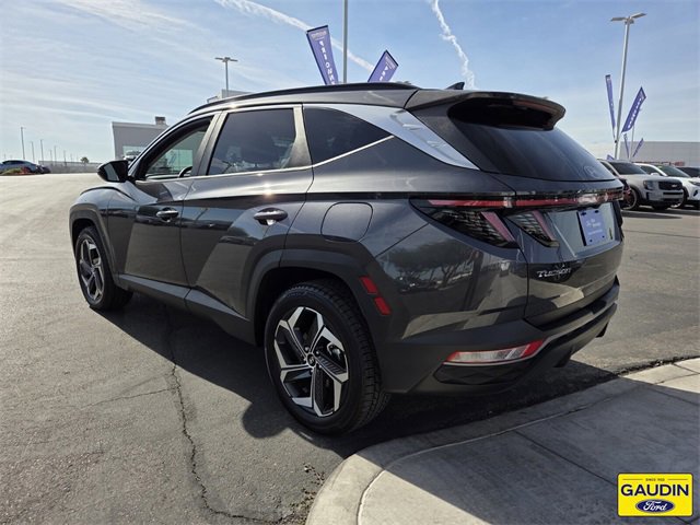 Used 2022 Hyundai Tucson SEL w/ Convenience + Premium Package image 3