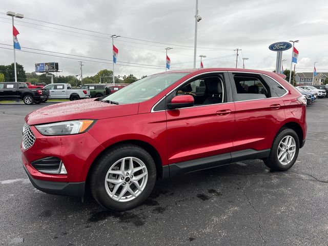Certified 2024 Ford Edge SEL w/ Convenience Package AWD/4WD image 3