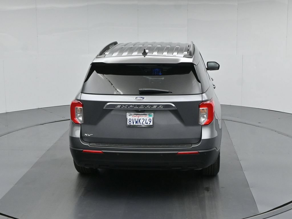 Certified 2021 Ford Explorer XLT RWD image 47
