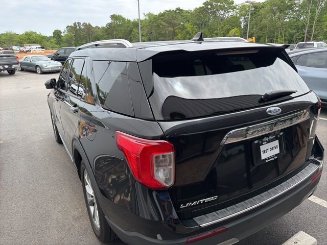 Certified 2022 Ford Explorer Limited RWD image 4