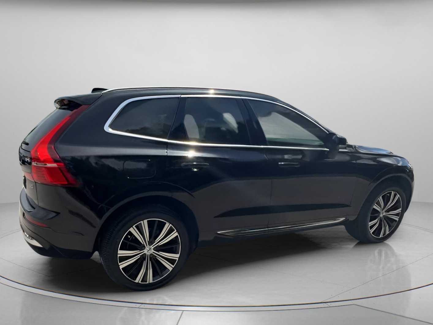 Used 2022 Volvo XC60 B5 Inscription w/ Protection Package Premier FWD image 31