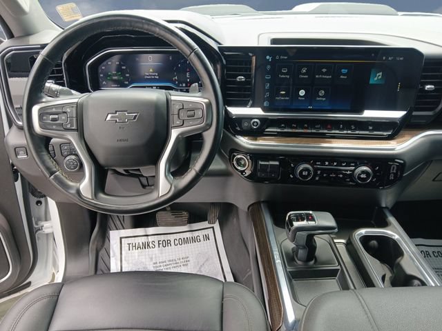 Used 2024 Chevrolet Silverado 1500 LT Trail Boss w/ Convenience Package II AWD/4WD image 10