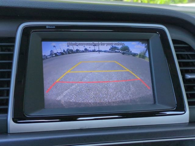 Used 2019 Hyundai Sonata SE w/ Winter Weather Package image 19