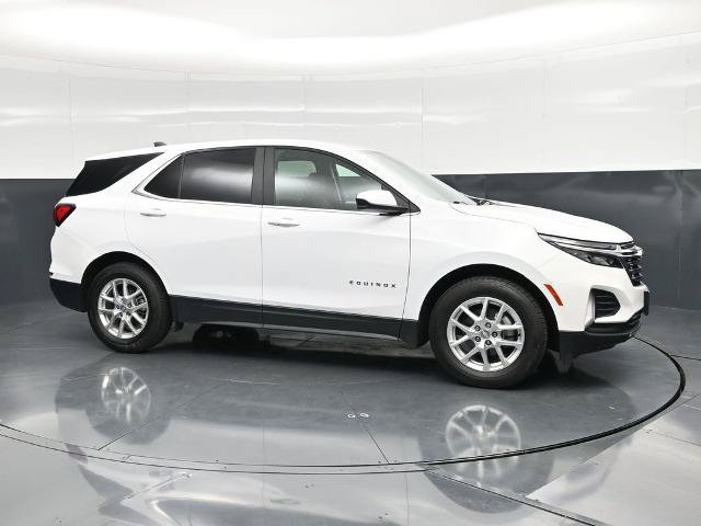Used 2024 Chevrolet Equinox LT FWD image 3
