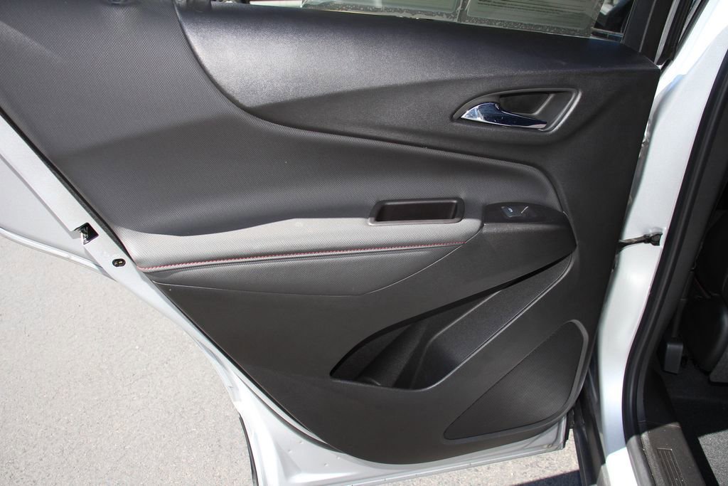 Used 2022 Chevrolet Equinox RS w/ Infotainment Package image 20