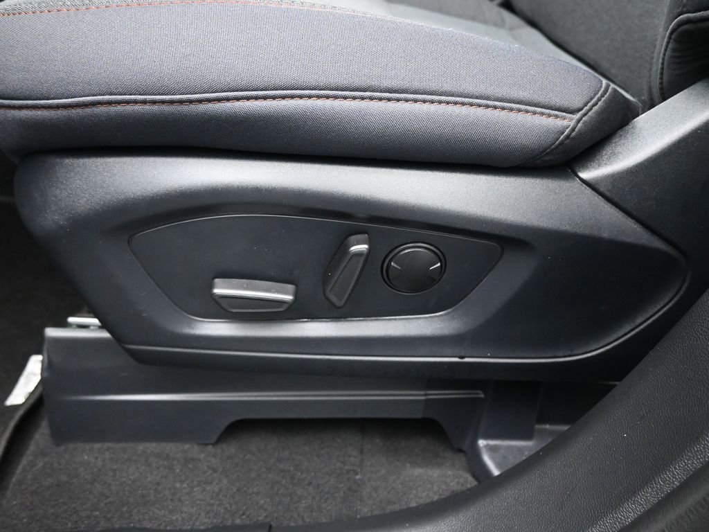 Certified 2025 Ford Explorer Active image 37