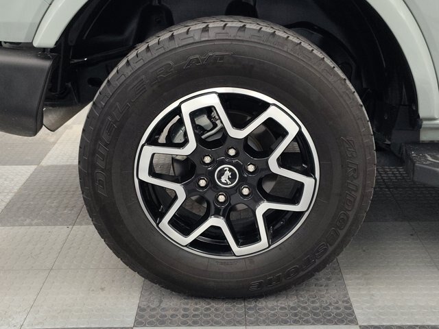 Certified 2023 Ford Bronco Outer Banks AWD/4WD image 14