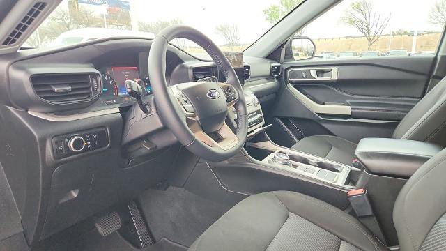 Certified 2024 Ford Explorer XLT image 9