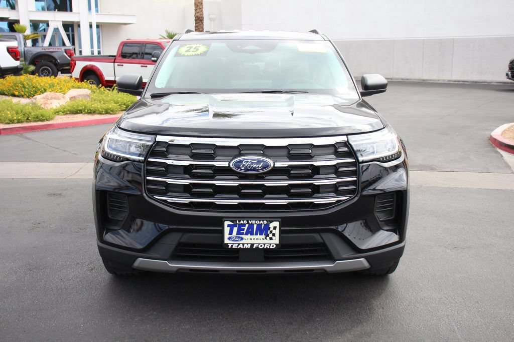 Certified 2025 Ford Explorer Active AWD/4WD image 13
