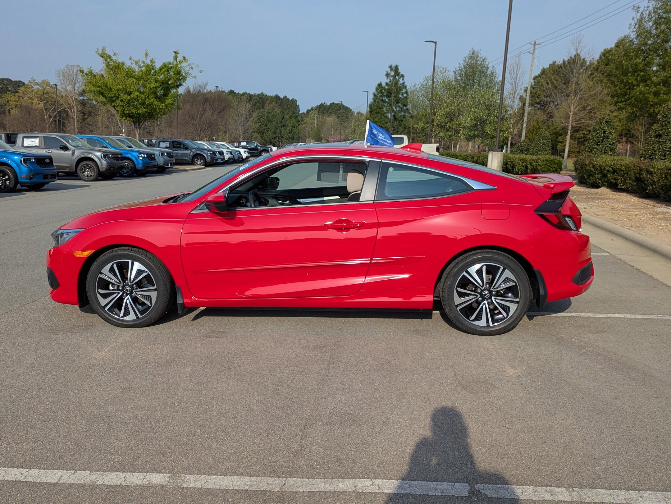 Used 2017 Honda Civic EX-T image 3
