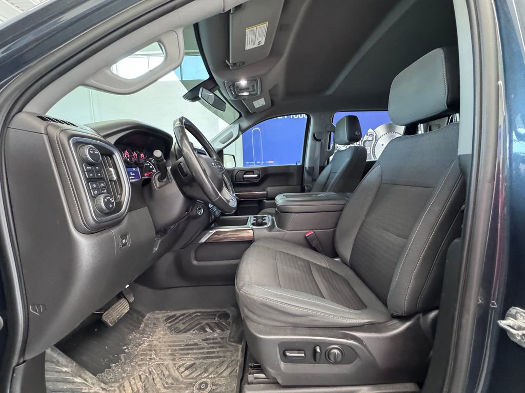 Used 2021 Chevrolet Silverado 1500 LT Trail Boss w/ Convenience Package II AWD/4WD image 11